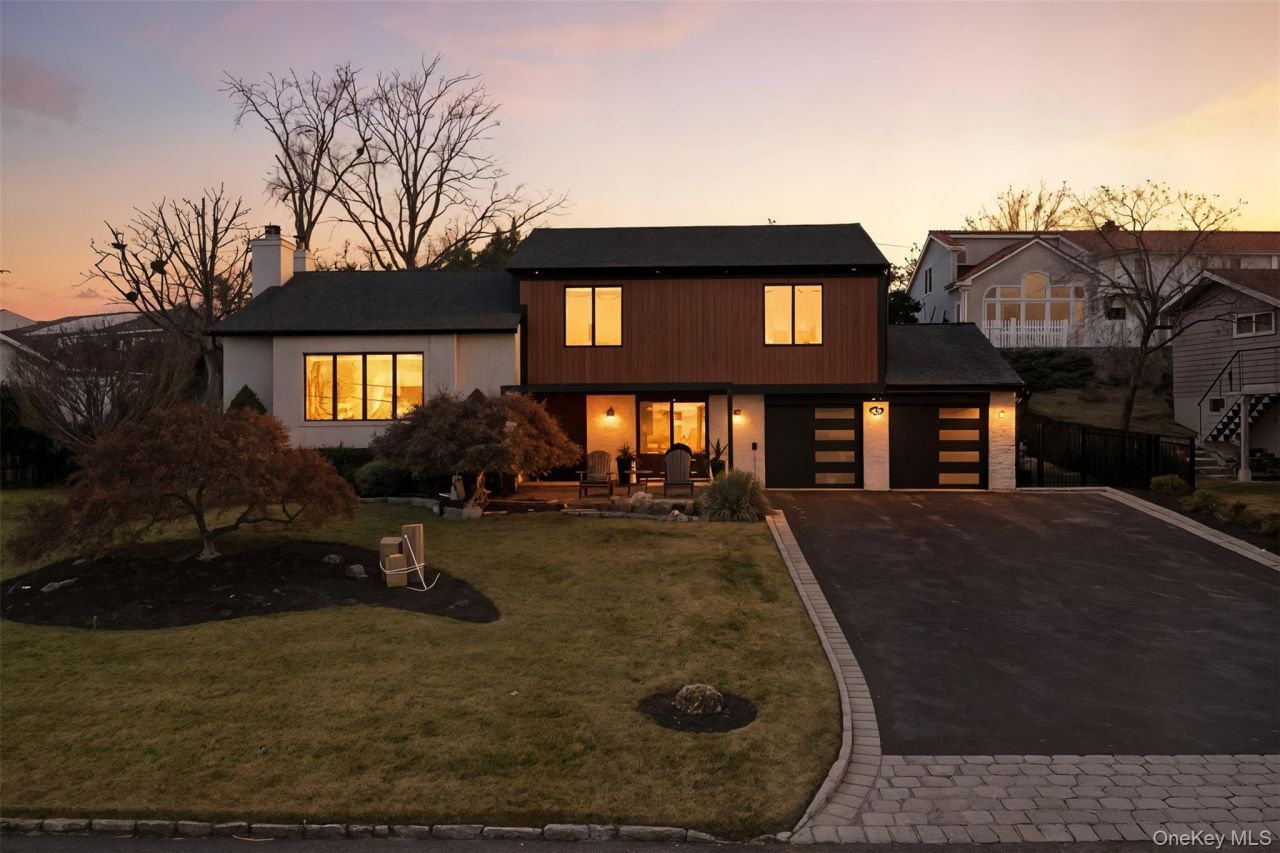 76 Kensington Oval, New Rochelle, NY 10805 Main Photo