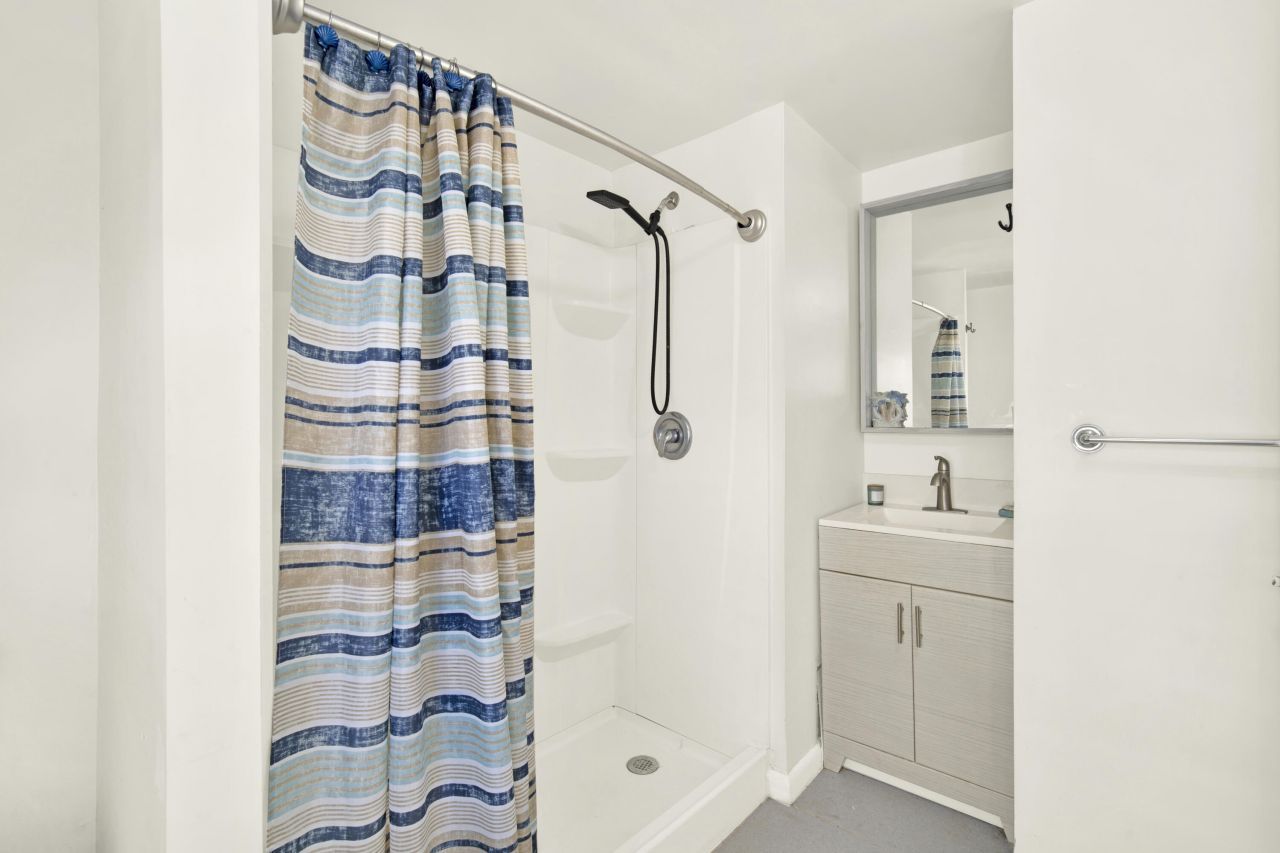 124 Valjean Lane, Tavernier, FL 33070 Photo