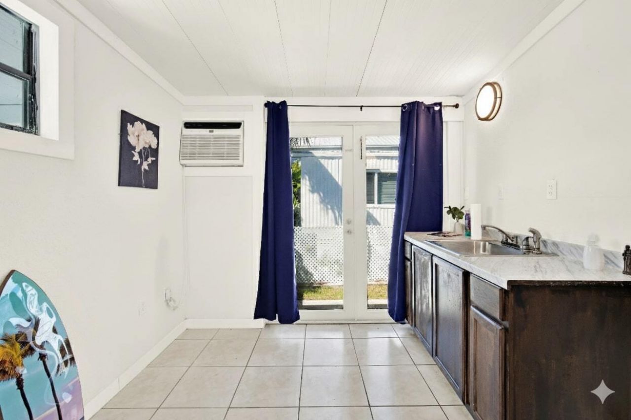 124 Valjean Lane, Tavernier, FL 33070 Photo