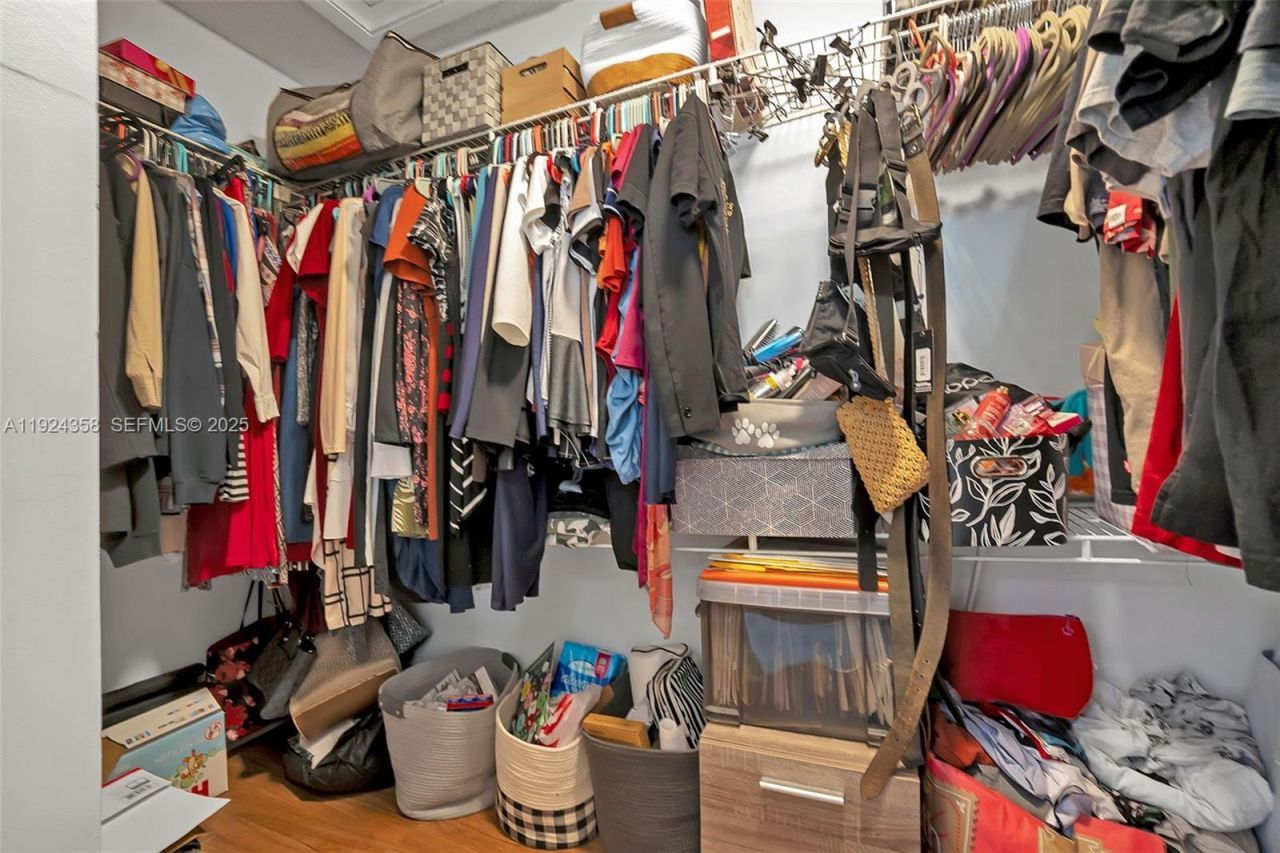 2682 N Nob Hill Rd, Sunrise, FL 33322 Photo