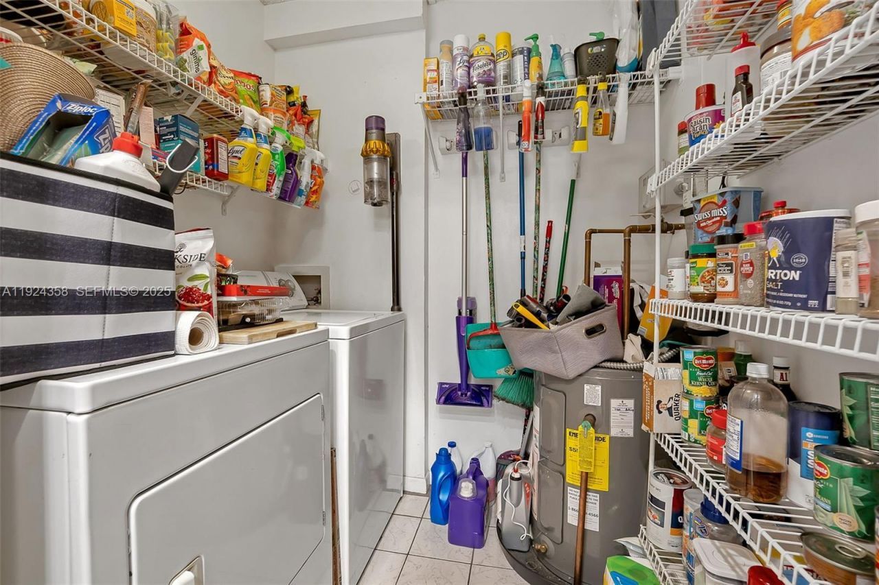 2682 N Nob Hill Rd, Sunrise, FL 33322 Photo