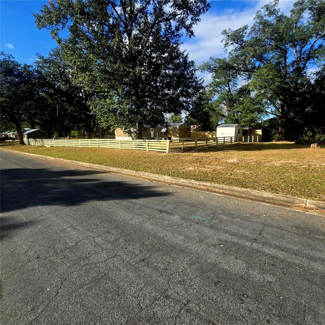 2820 Barnes Street, Marianna, FL 32448 Photo