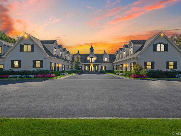 15 High Ridge Lane, Locust Valley, NY 11771