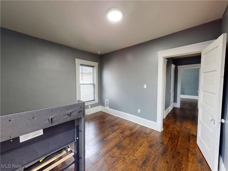 1174 E 114th Street, Cleveland, OH 44108 Photo 19