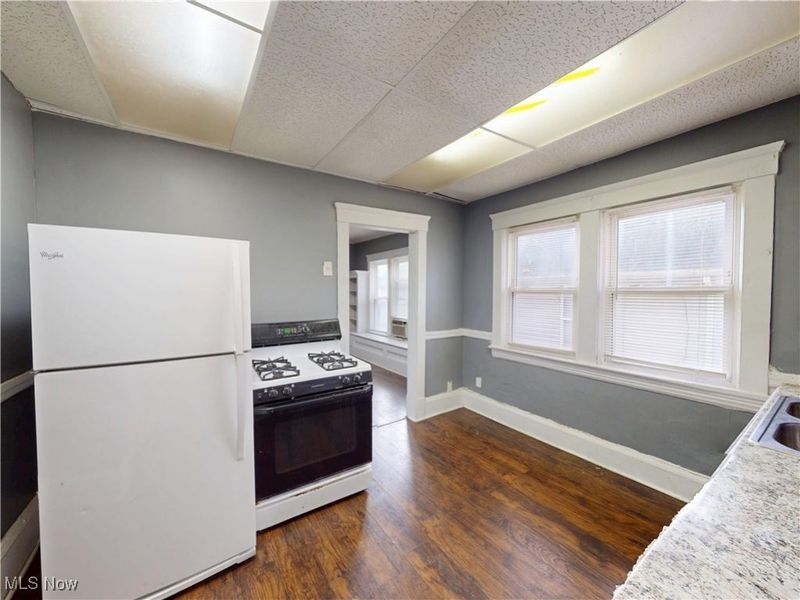 1174 E 114th Street, Cleveland, OH 44108 Photo 9