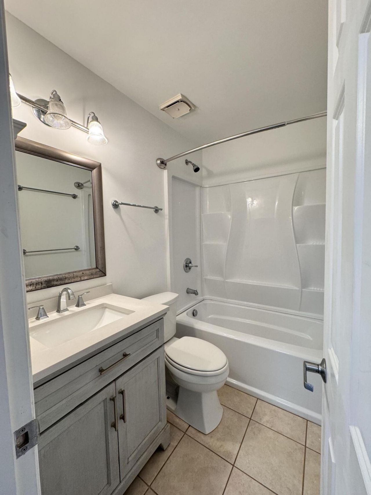 519 Parkdale Drive Photo 15