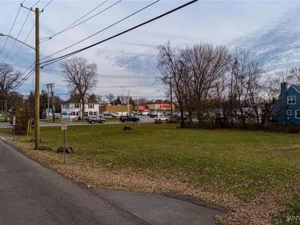 6117 South Park Avenue, Hamburg, NY 14075