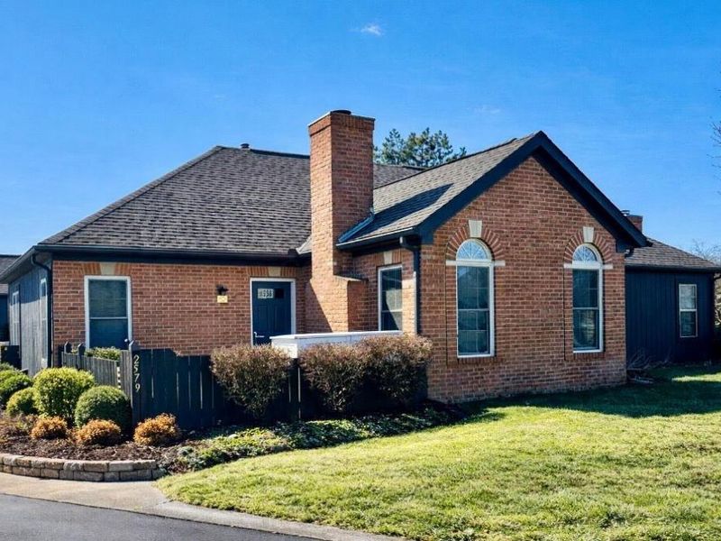 2579 Trotterslane Drive, Columbus, OH 43235 Photo 1