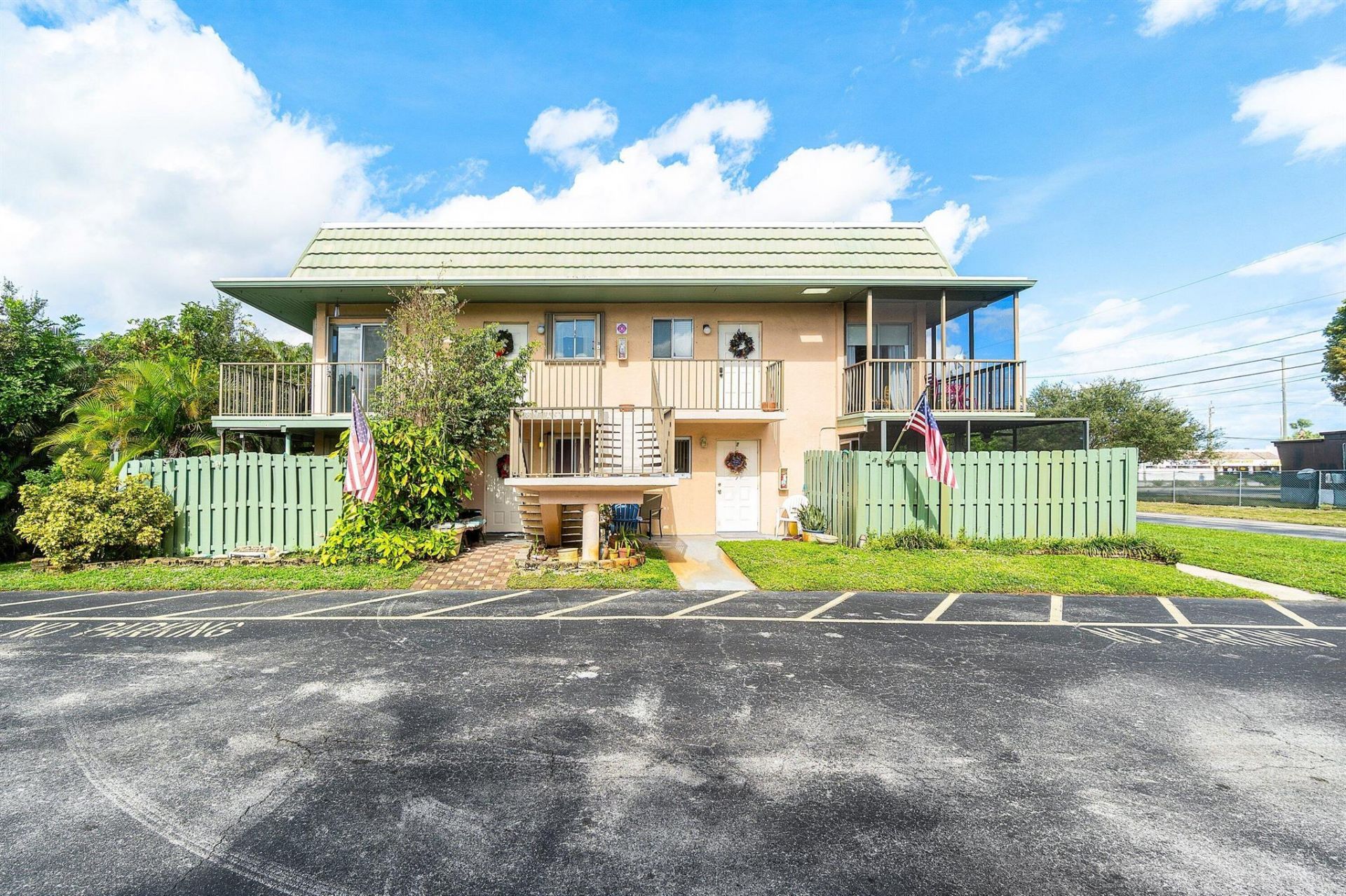 1805 Fairview Villas Drive, Unit 3, Palm Springs, FL 33406 Photo