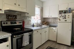 2725 Granite Hill Road photo 4