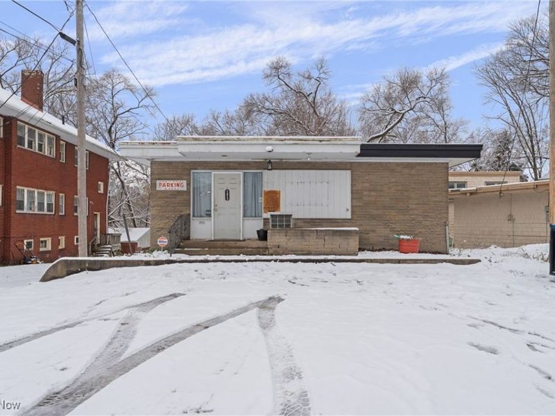 1817 Fulton Road, Canton, OH 44709 Photo 1