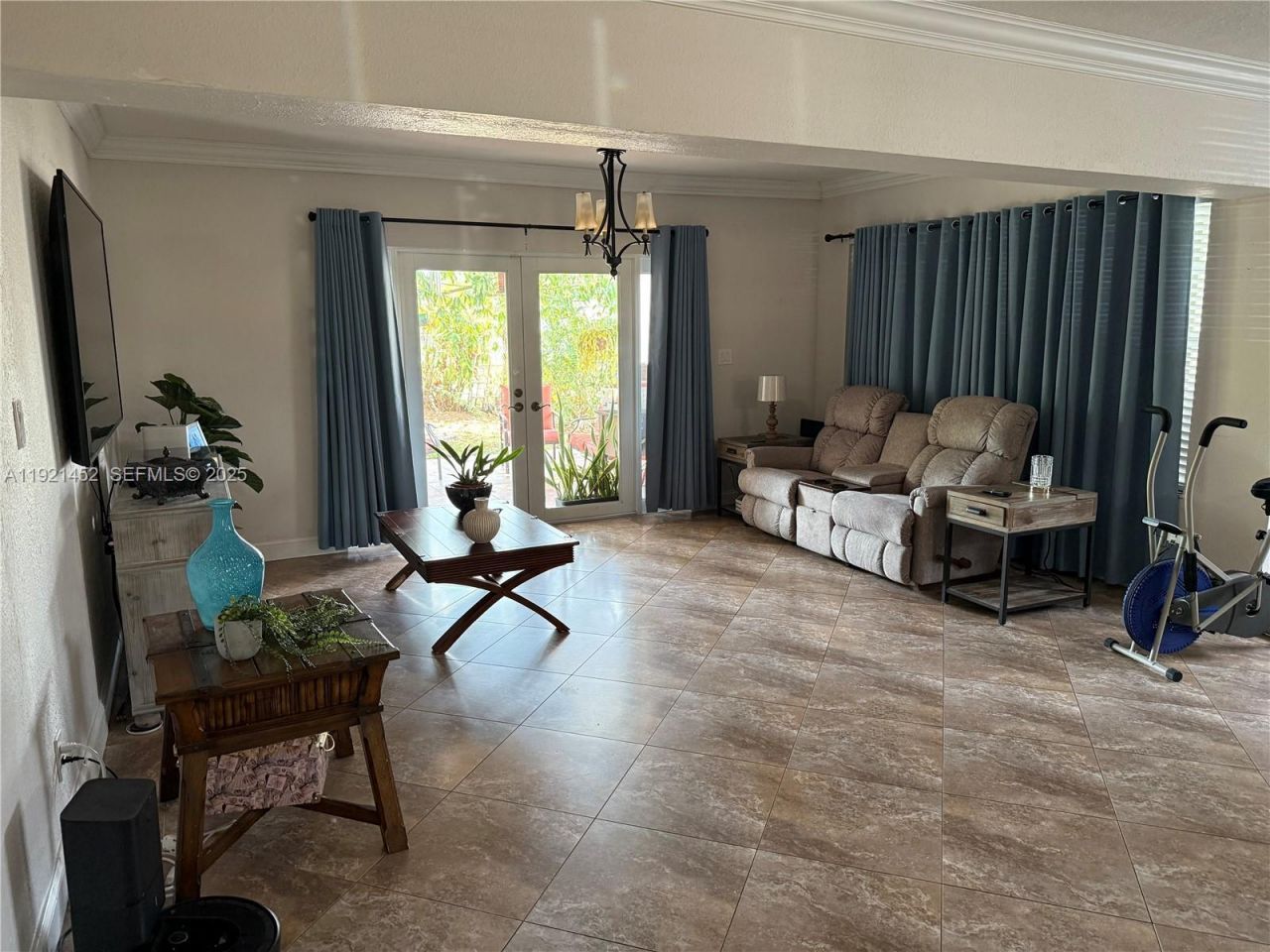 7880 SW 14th Ter, Miami, FL 33144 Photo