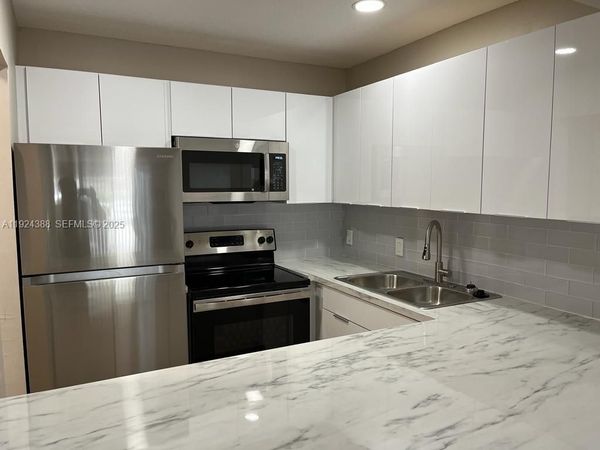 Unit 127, Lauderdale Lakes, FL 33313