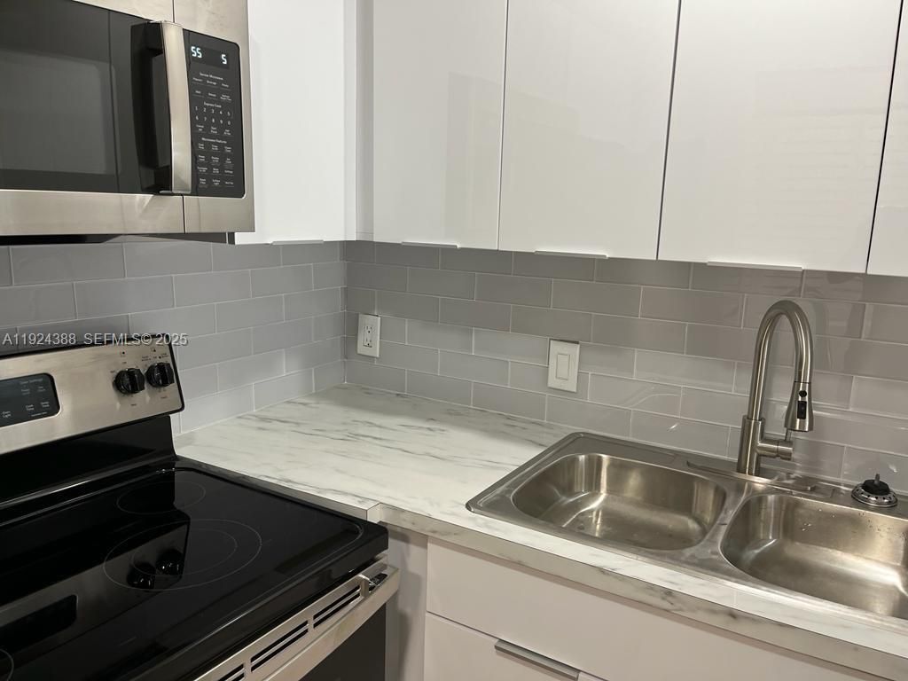 Please Call For Address, Unit 127, Lauderdale Lakes, FL 33313 Photo