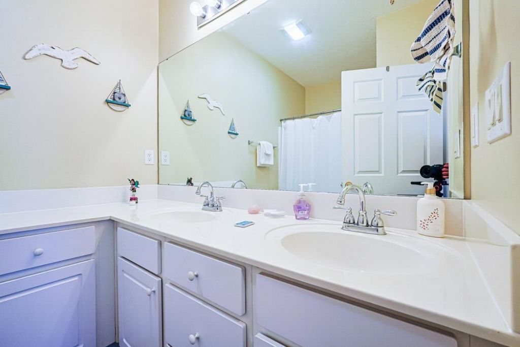 4935 Crab Pond Ct. Photo 17