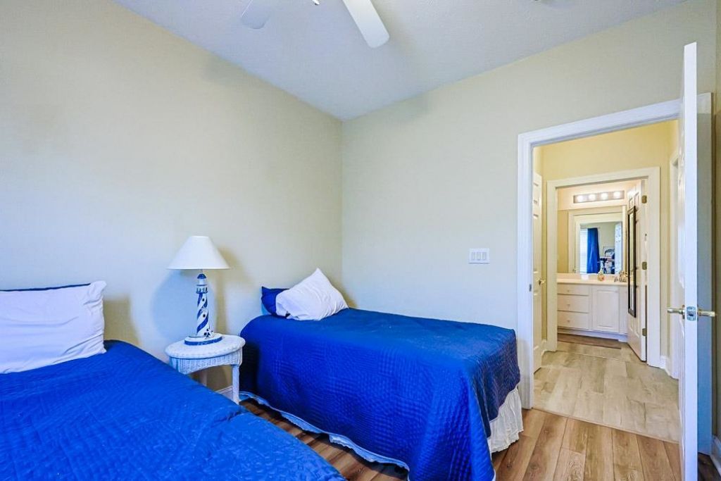 4935 Crab Pond Ct. Photo 18