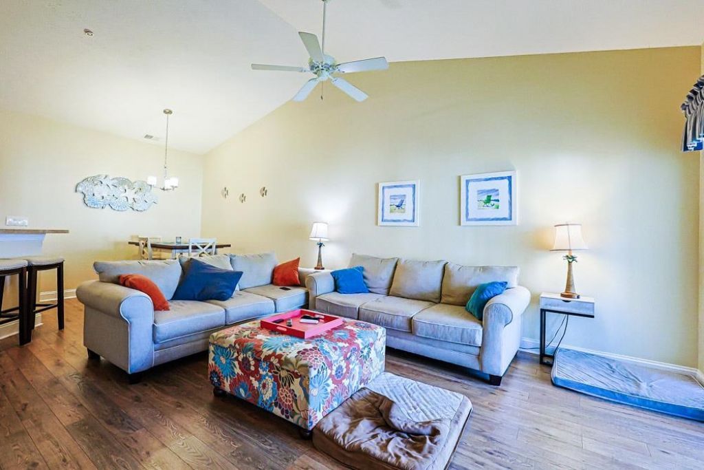 4935 Crab Pond Ct. Photo 4