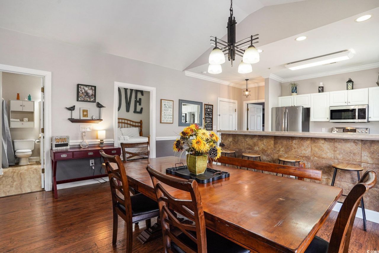 4878 Dahlia Ct. Photo 10