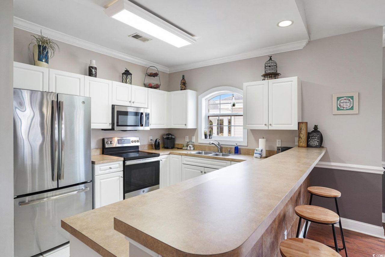 4878 Dahlia Ct. Photo 11