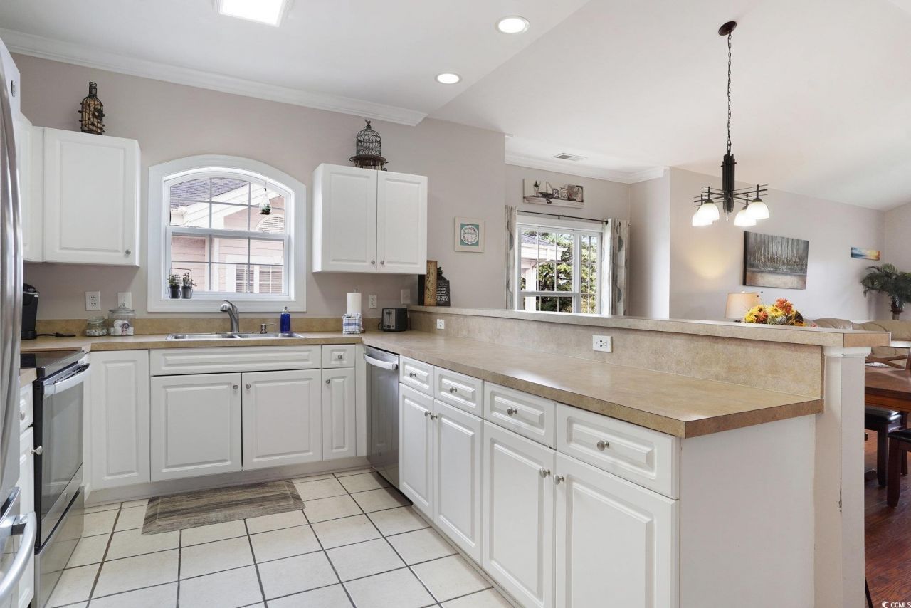 4878 Dahlia Ct. Photo 12