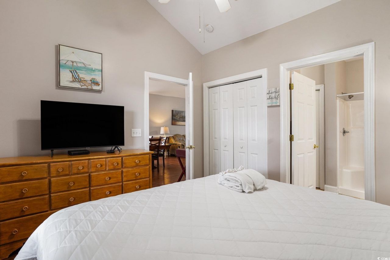 4878 Dahlia Ct. Photo 14