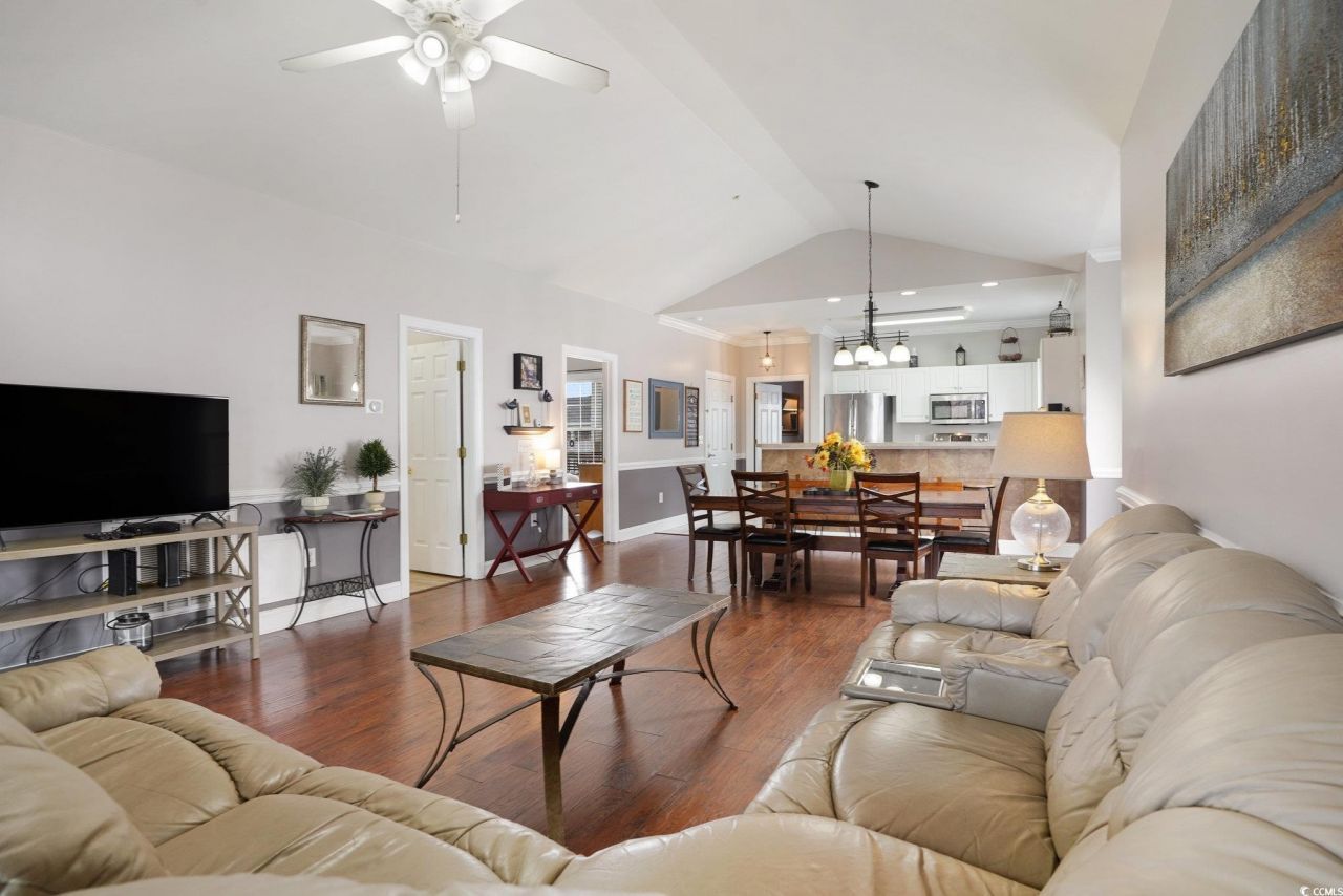 4878 Dahlia Ct. Photo 7