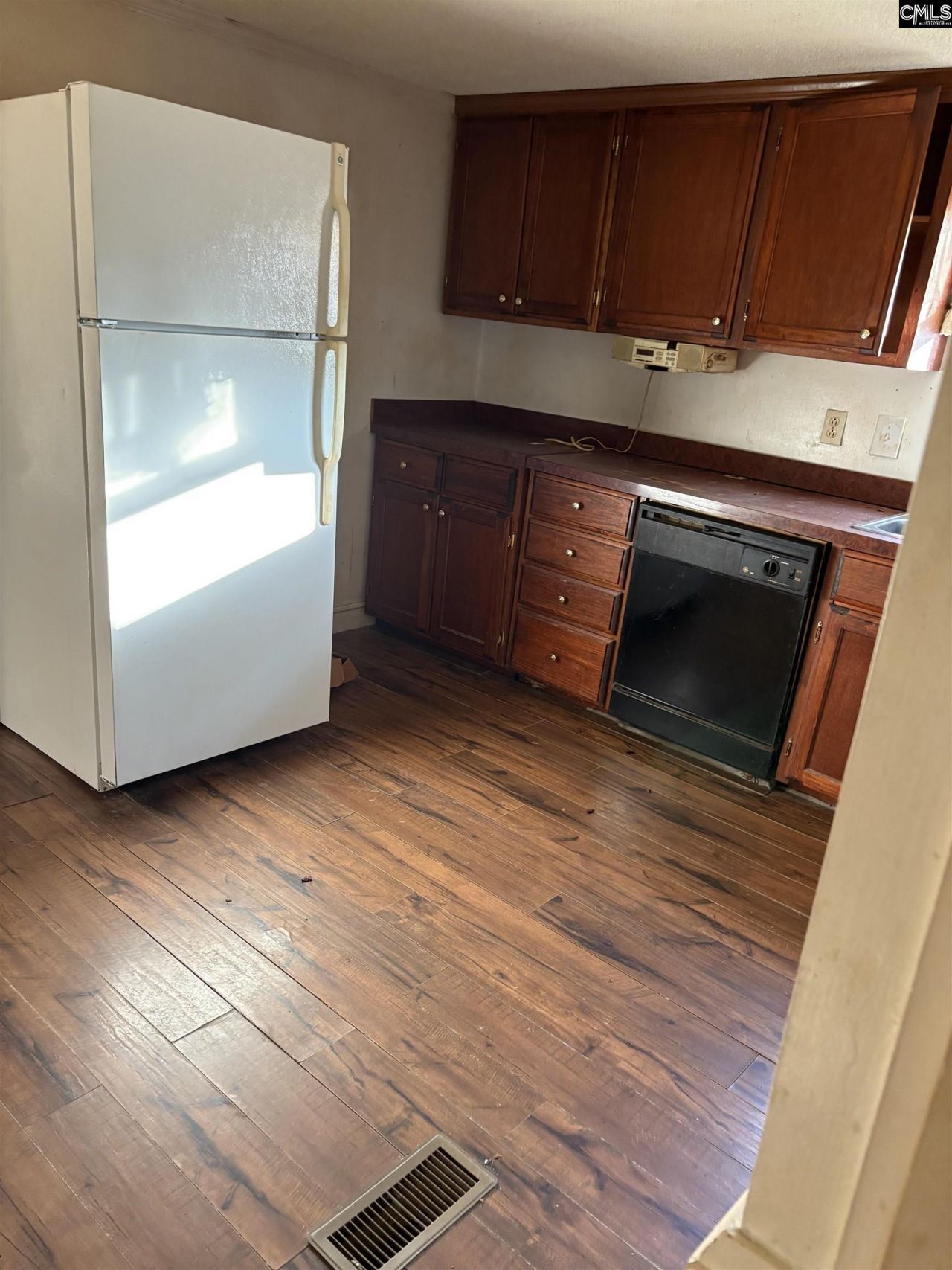 294 Russell Rowe Road Photo 5