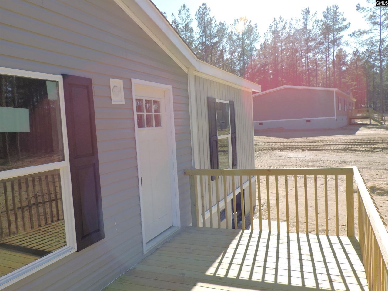 818 White Pond Road Photo 11