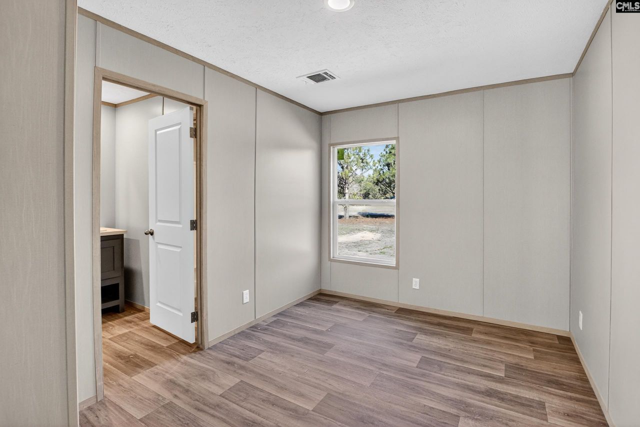 818 White Pond Road Photo 34