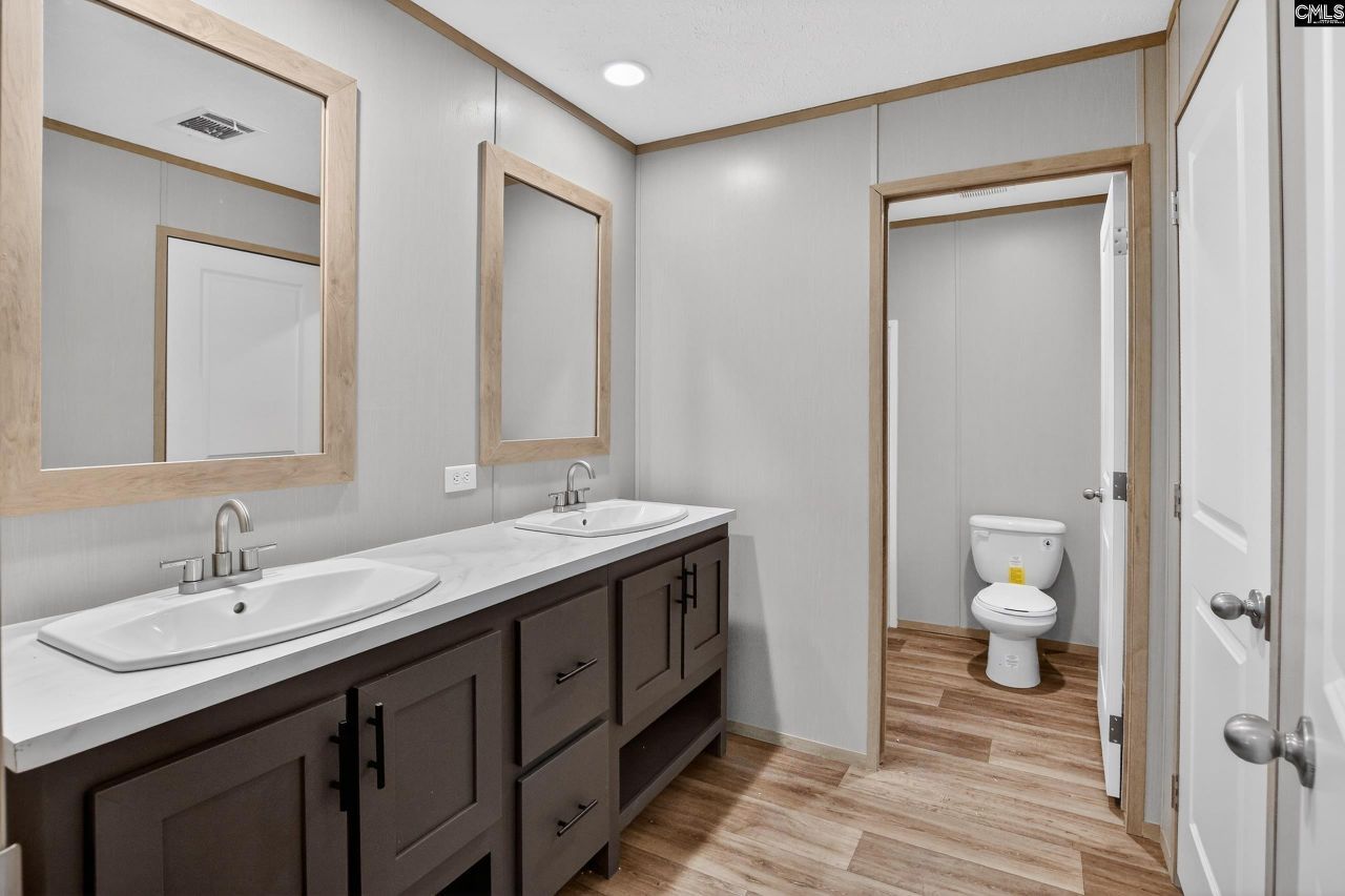 818 White Pond Road Photo 37