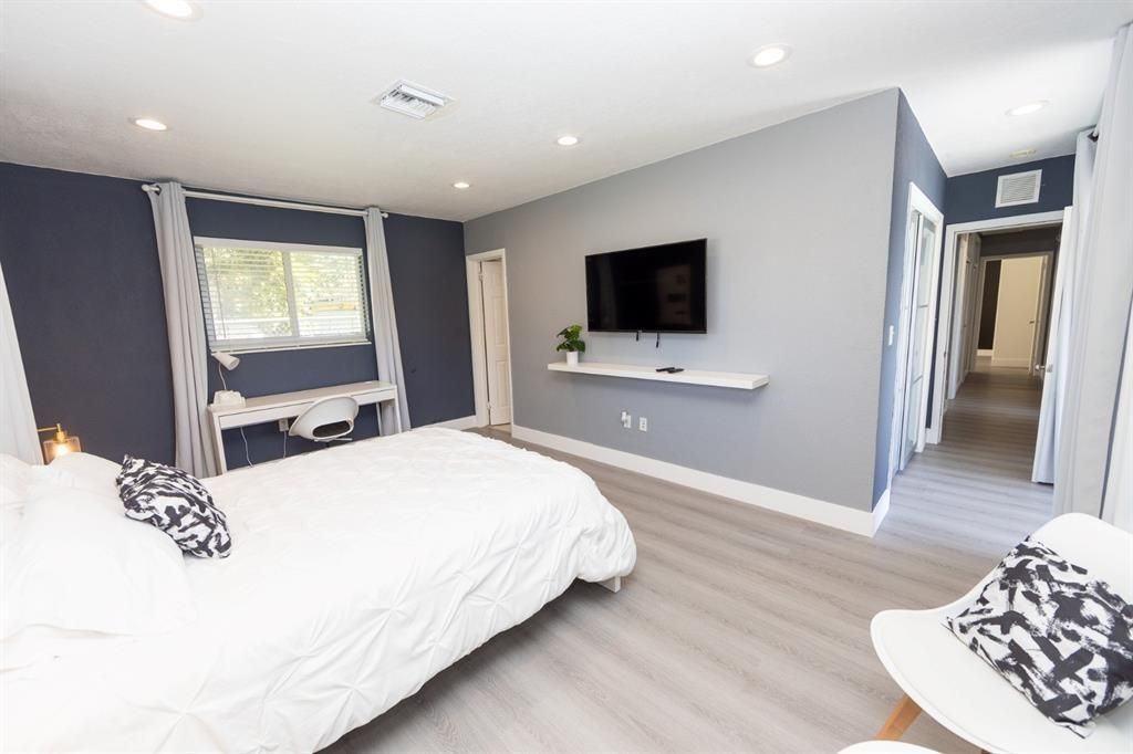 475 NE 142nd Street, North Miami, FL 33161 Photo