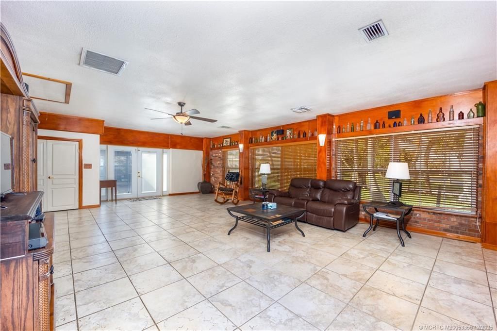 11005 S Indian River Drive, Fort Pierce, FL 34982 Photo