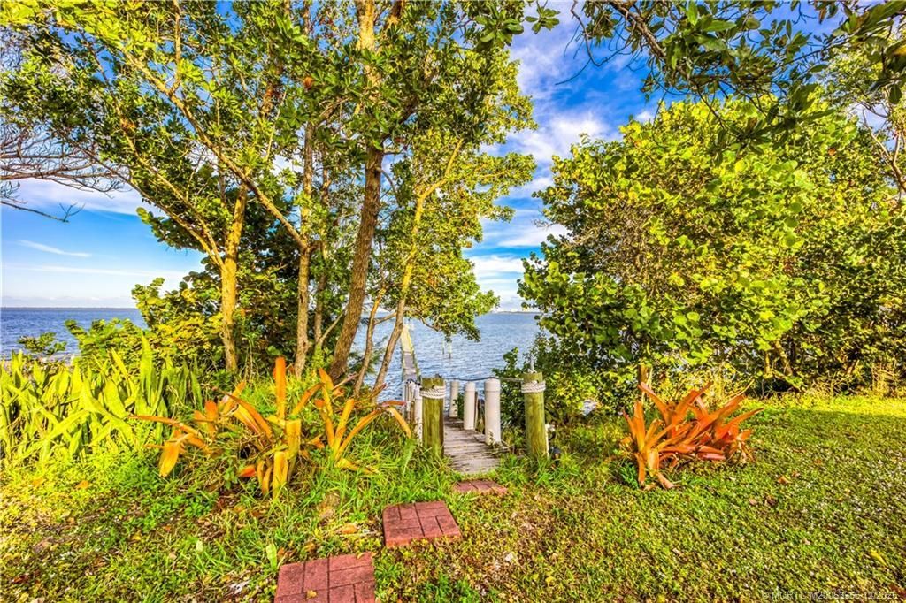 11005 S Indian River Drive, Fort Pierce, FL 34982 Photo