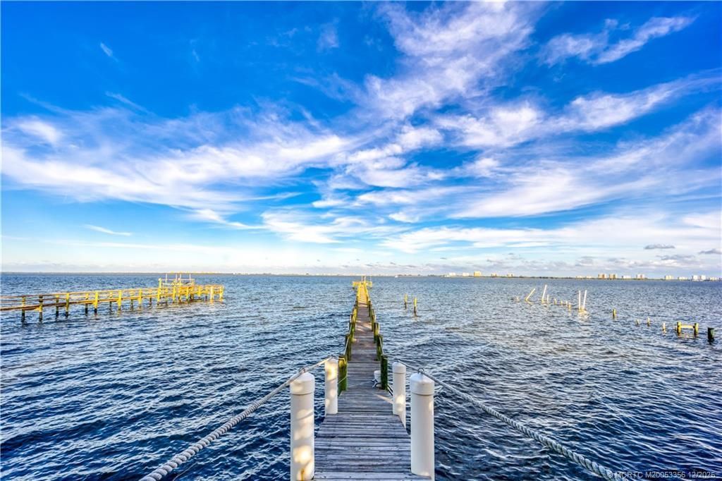 11005 S Indian River Drive, Fort Pierce, FL 34982 Photo