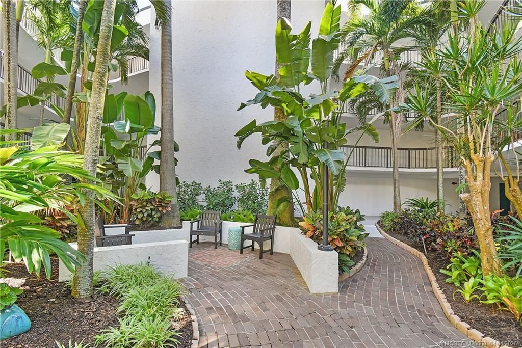 1357 NE Ocean Boulevard, Unit 214, Stuart, FL 34996 Photo