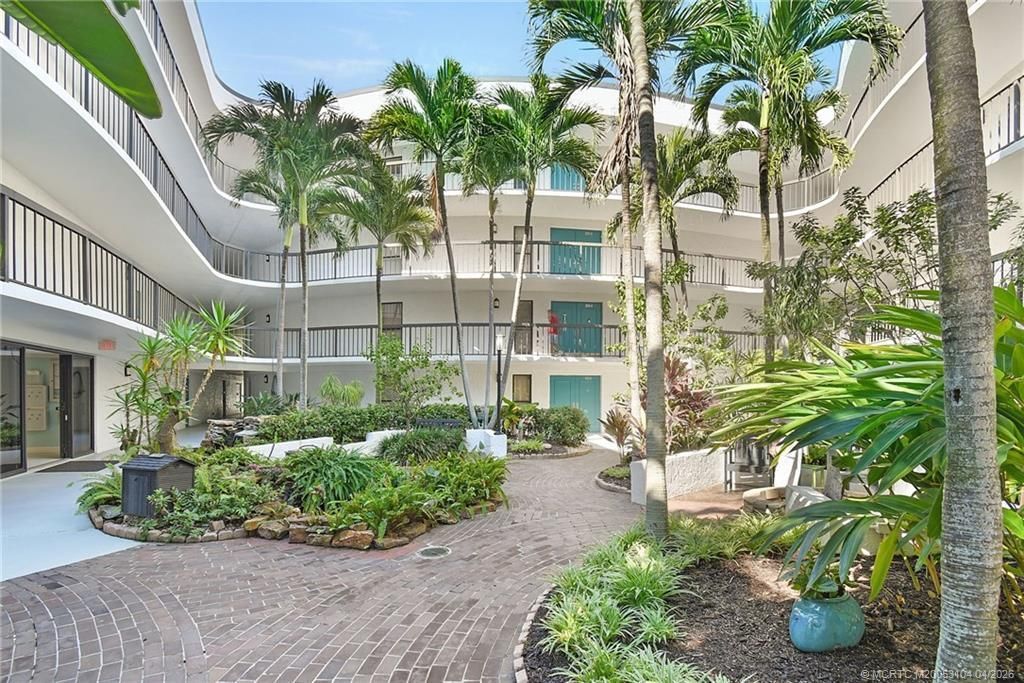 1357 NE Ocean Boulevard, Unit 214, Stuart, FL 34996 Photo