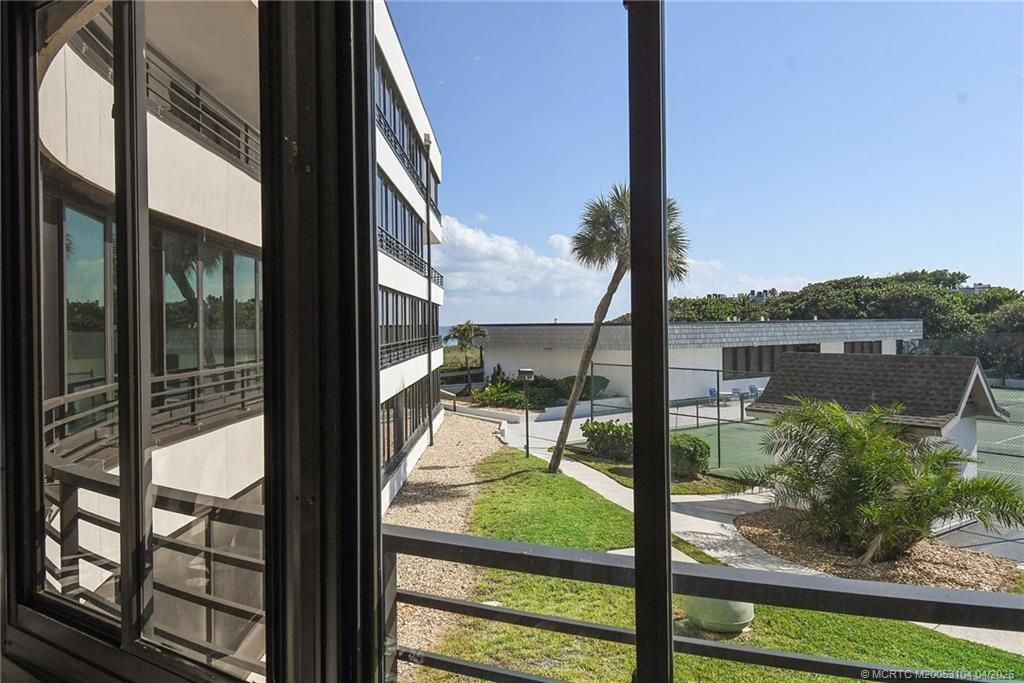 1357 NE Ocean Boulevard, Unit 214, Stuart, FL 34996 Photo