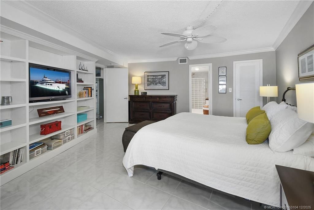 1357 NE Ocean Boulevard, Unit 214, Stuart, FL 34996 Photo