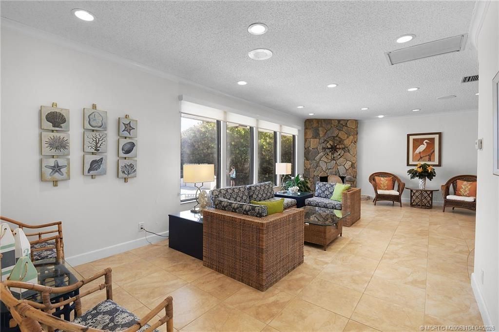 1357 NE Ocean Boulevard, Unit 214, Stuart, FL 34996 Photo