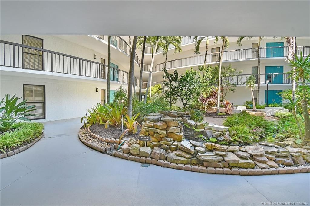 1357 NE Ocean Boulevard, Unit 214, Stuart, FL 34996 Photo