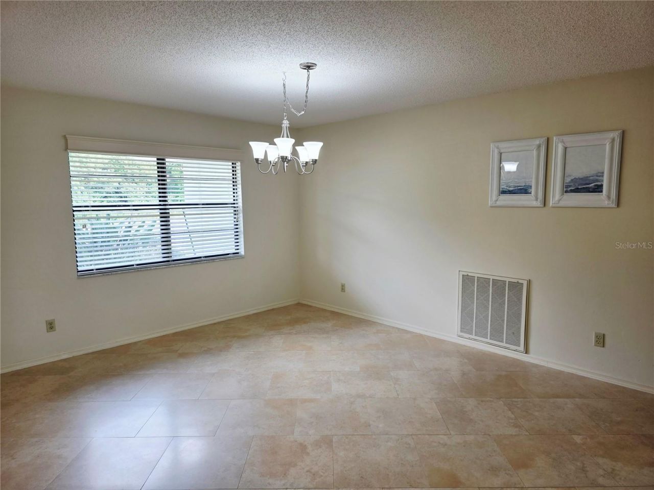 1924 New Bedford Drive, Sun City Center, FL 33573 Photo