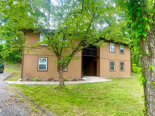 7003 Old Clinton Pike, Knoxville, TN 37921