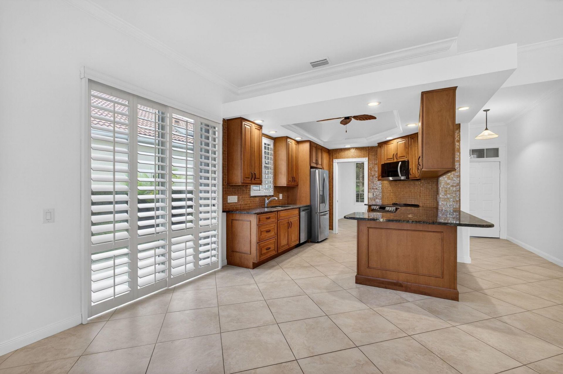 520 E Tall Oaks Drive, Palm Beach Gardens, FL 33410 Photo