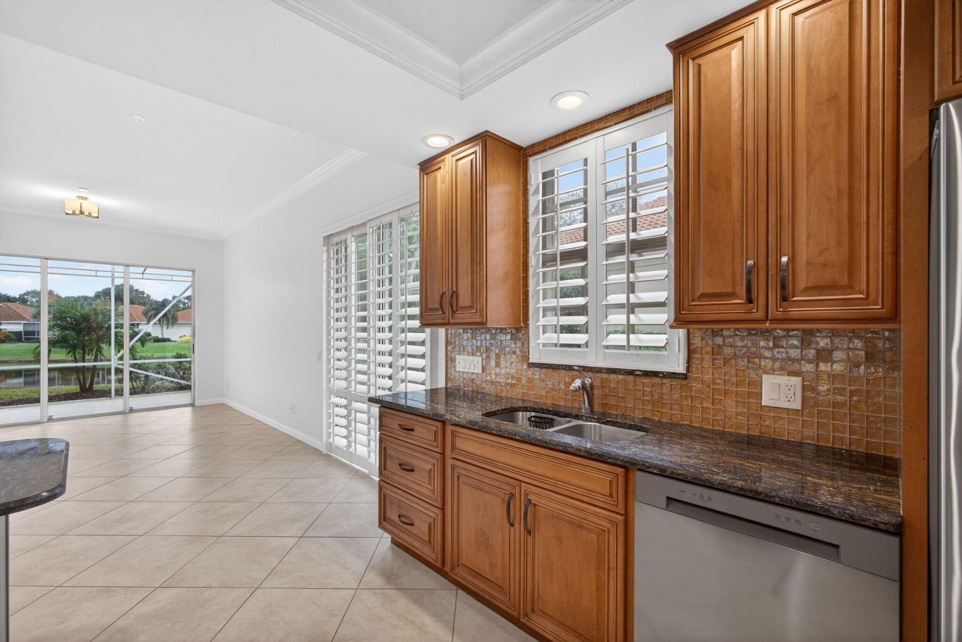 520 E Tall Oaks Drive, Palm Beach Gardens, FL 33410 Photo