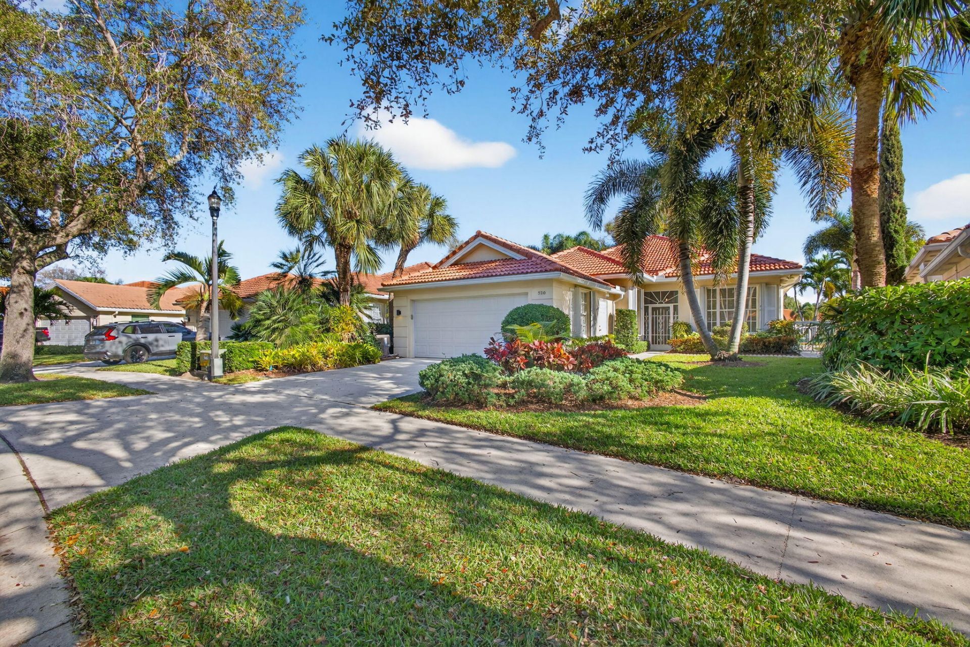 520 E Tall Oaks Drive, Palm Beach Gardens, FL 33410 Photo