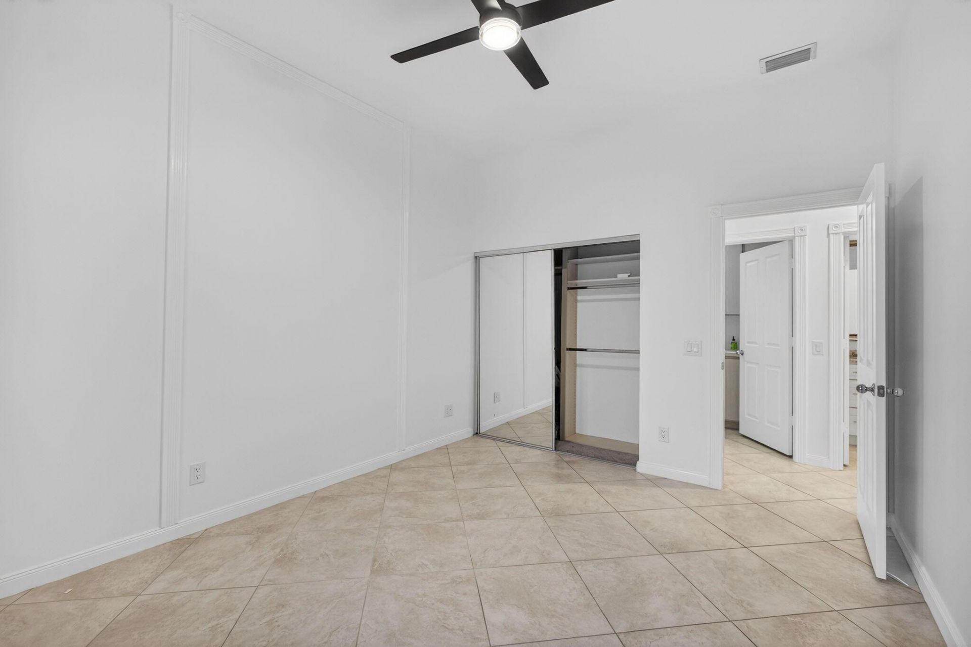 520 E Tall Oaks Drive, Palm Beach Gardens, FL 33410 Photo