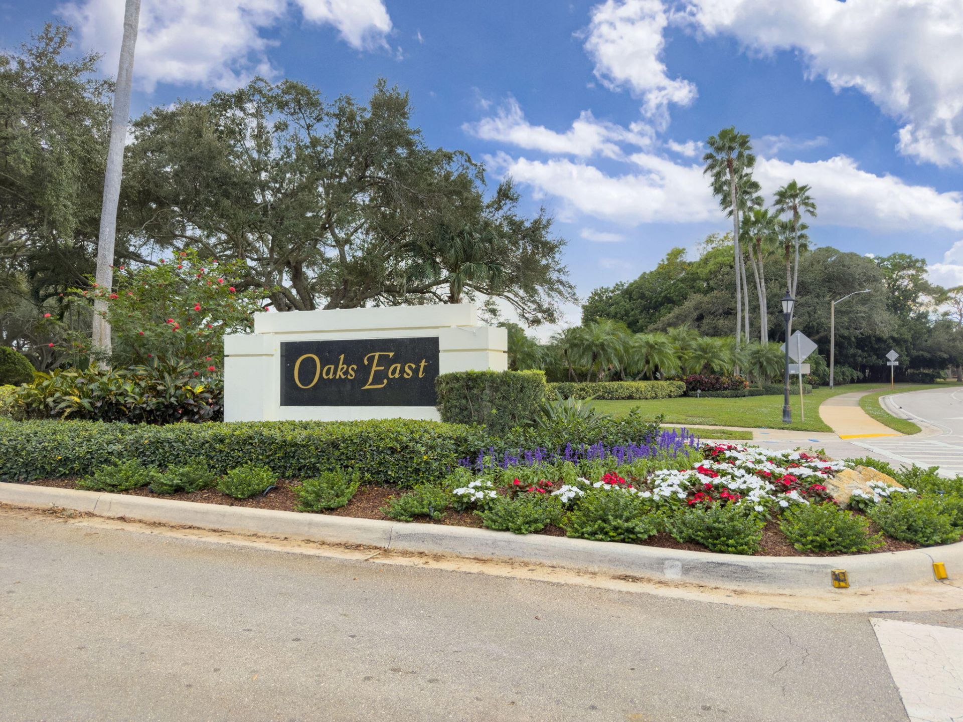 520 E Tall Oaks Drive, Palm Beach Gardens, FL 33410 Photo