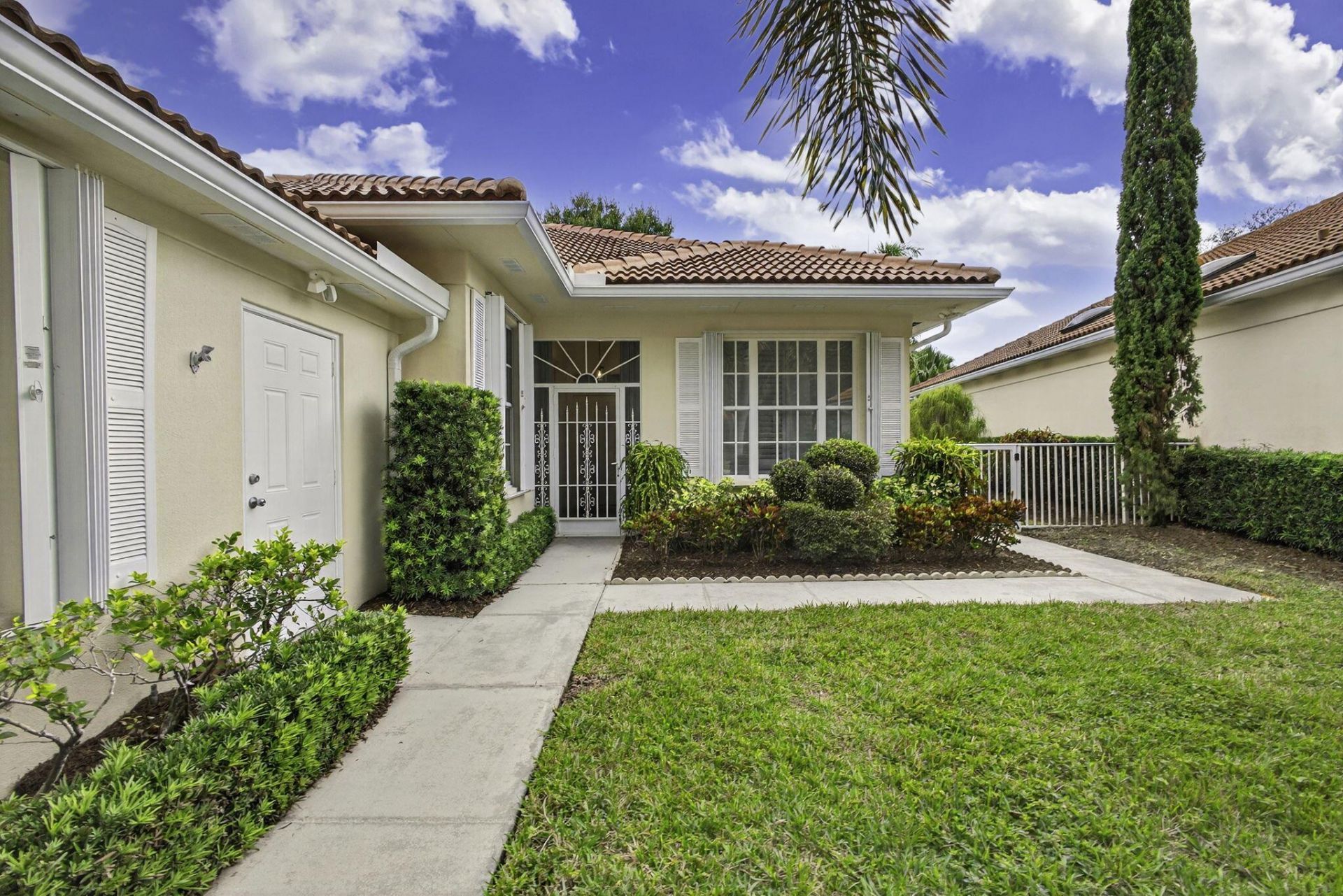 520 E Tall Oaks Drive, Palm Beach Gardens, FL 33410 Photo