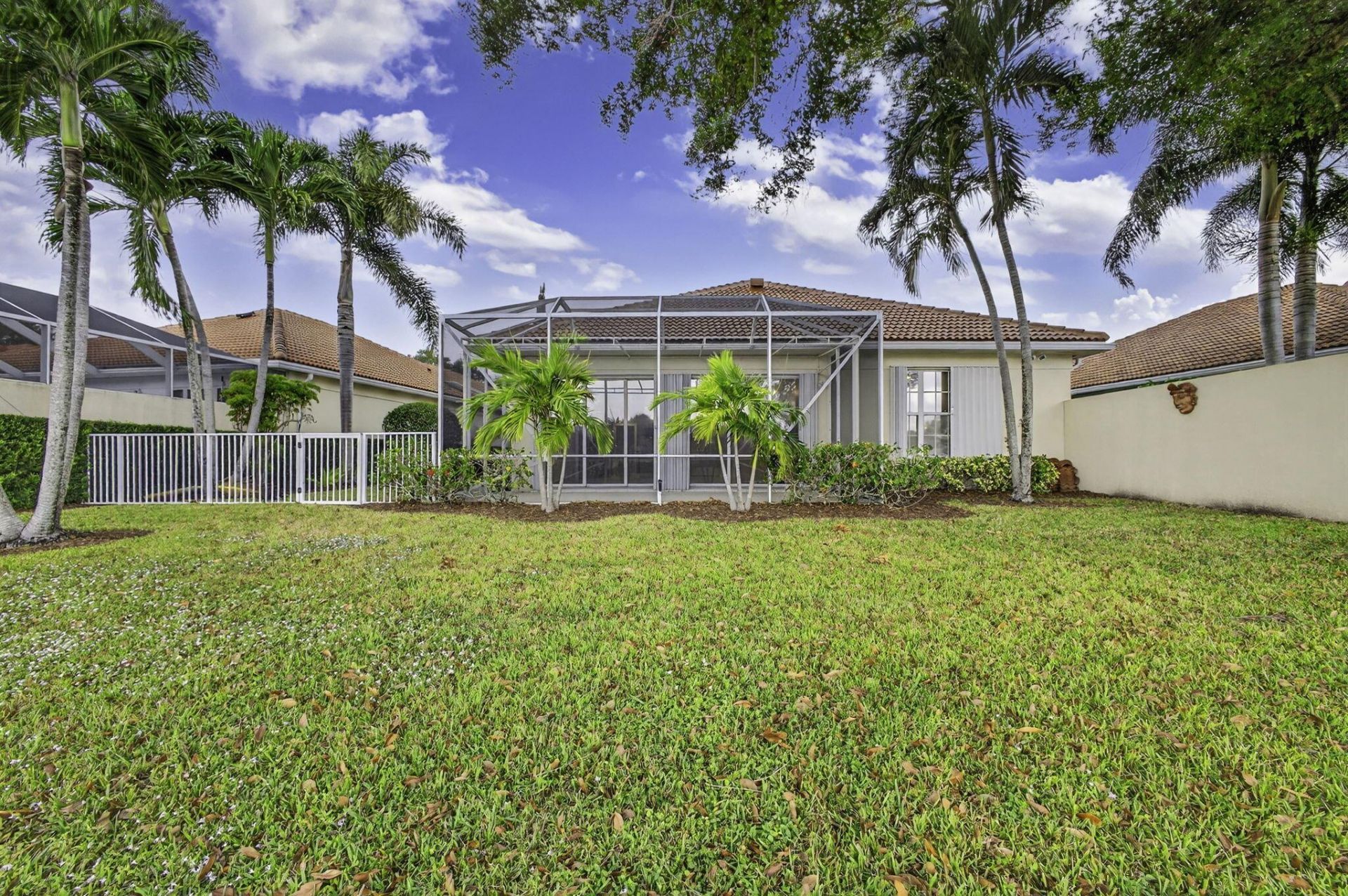 520 E Tall Oaks Drive, Palm Beach Gardens, FL 33410 Photo