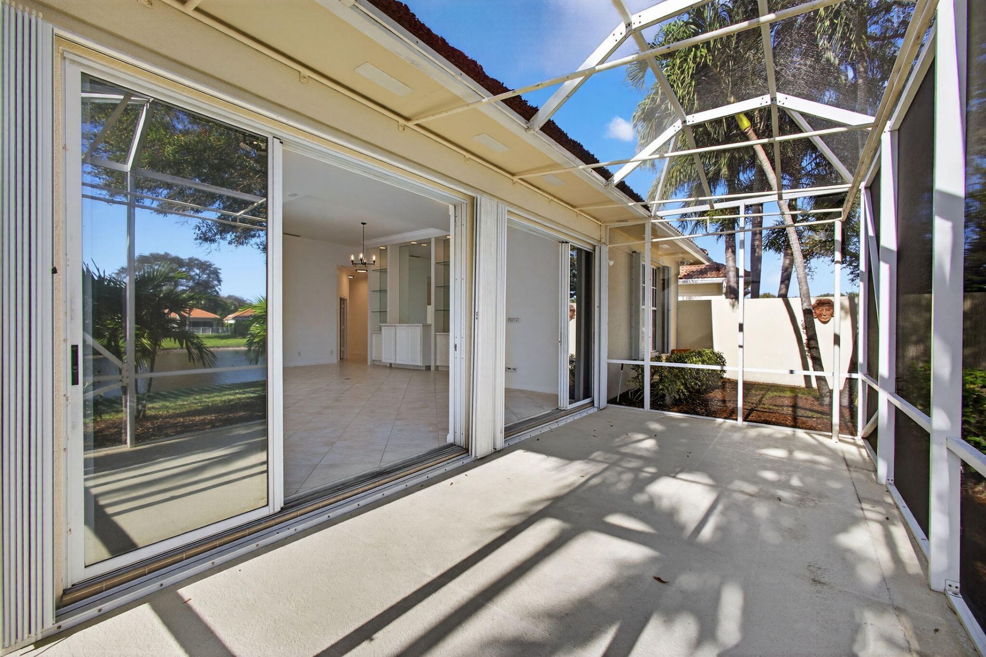 520 E Tall Oaks Drive, Palm Beach Gardens, FL 33410 Photo